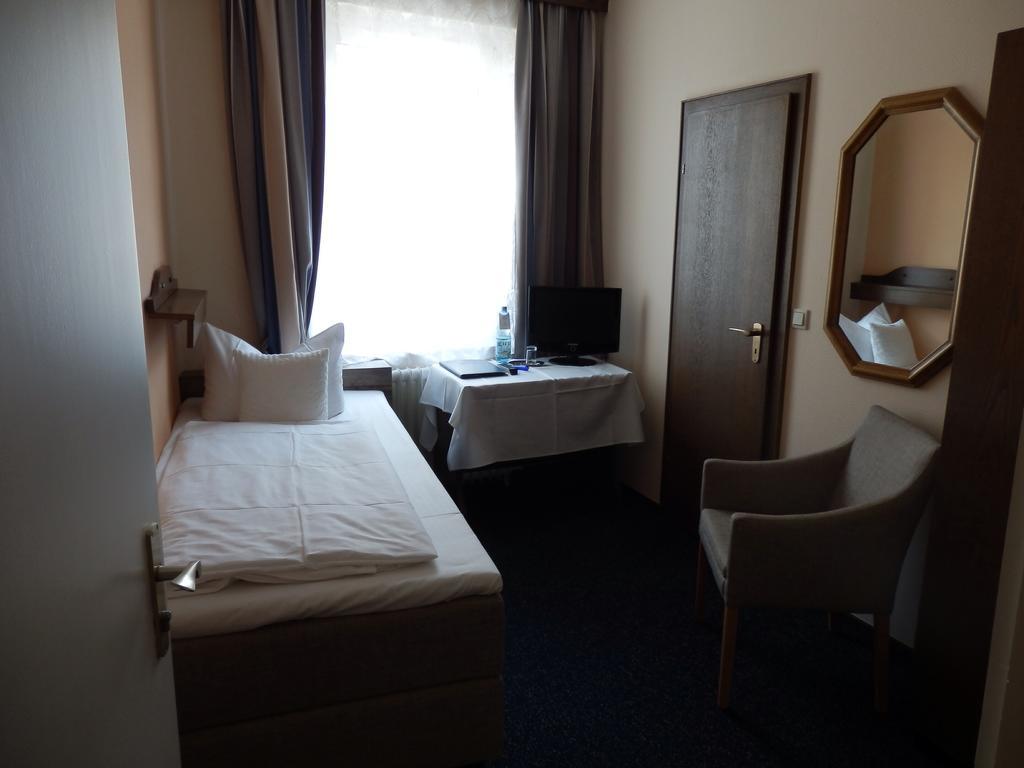Hotel Rheinischer Hof Bad Breisig Bilik gambar