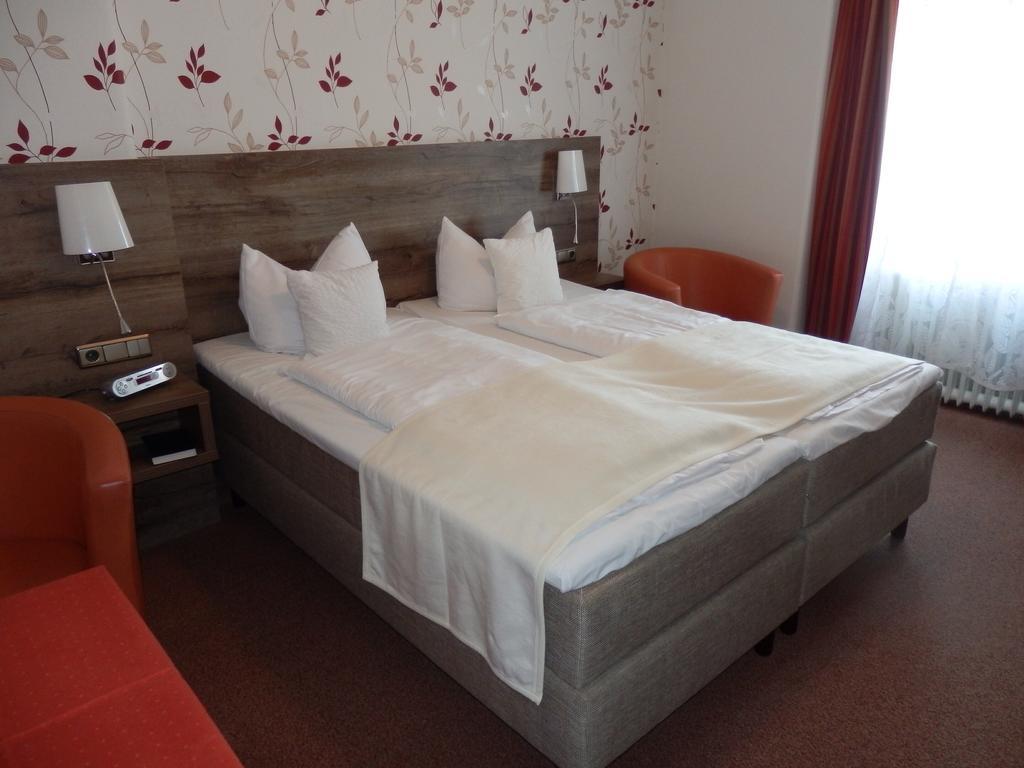 Hotel Rheinischer Hof Bad Breisig Bilik gambar