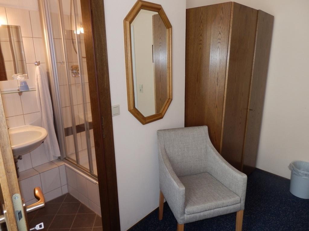 Hotel Rheinischer Hof Bad Breisig Bilik gambar